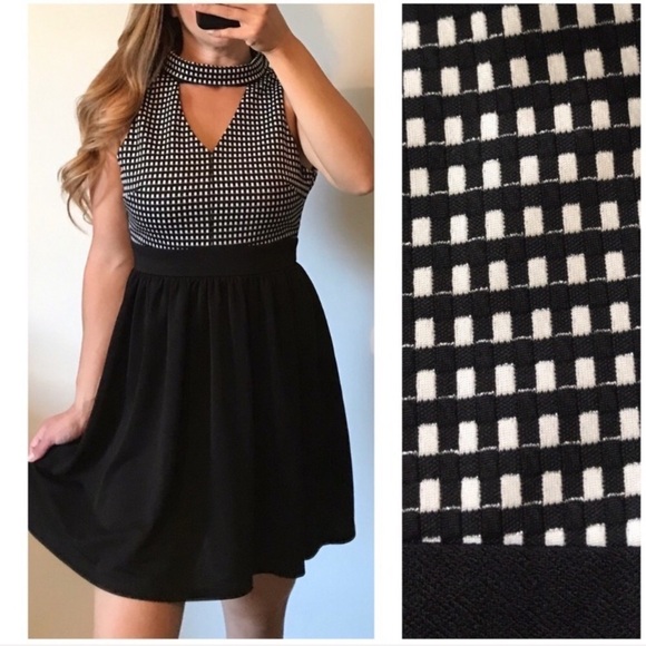 ALTAR’D STATE Black Keyhole Mock Neck Dress Small Geometric Sexy Event Dress - Picture 1 of 8